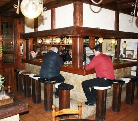 Motel Au Gros Pre Делемон Экстерьер фото